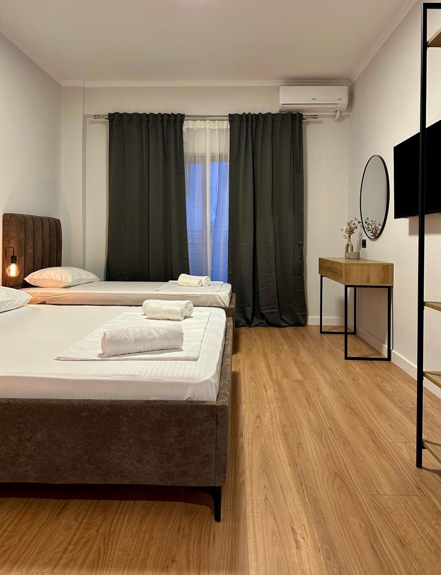 Lidia Apartments Sarande Bagian luar foto
