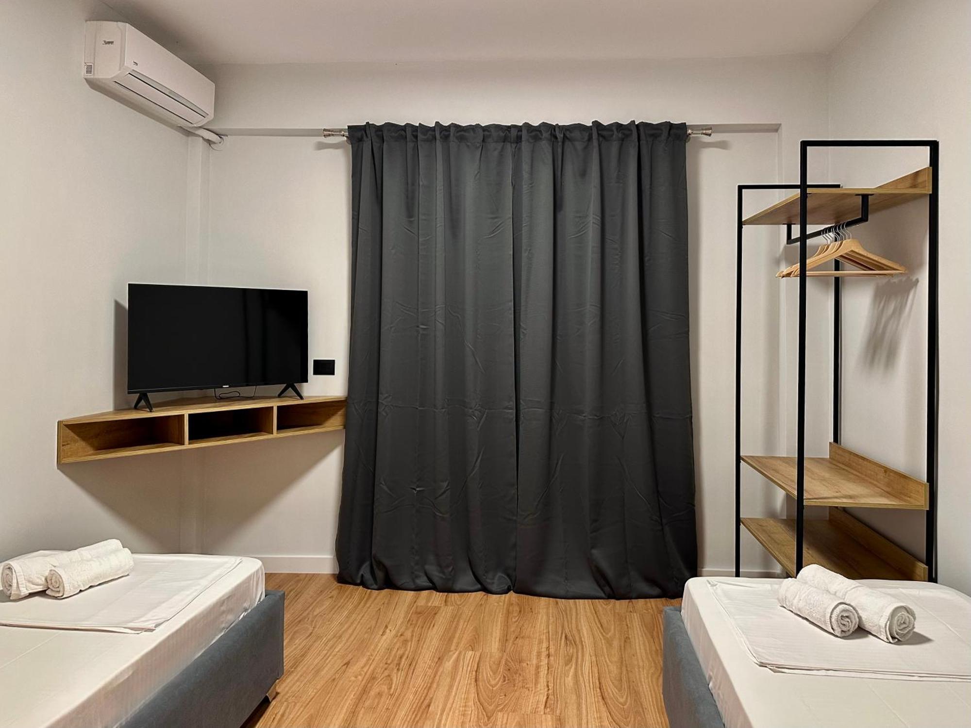 Lidia Apartments Sarande Bagian luar foto