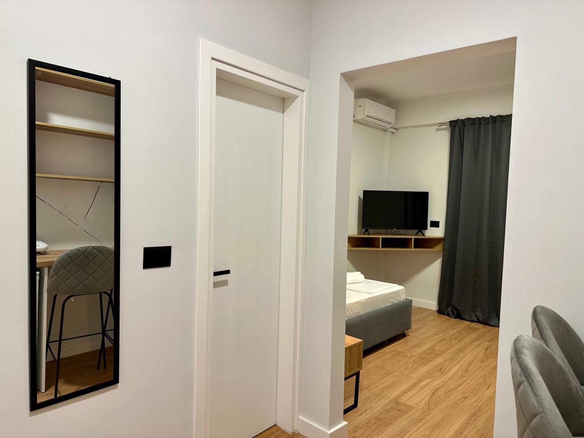 Lidia Apartments Sarande Bagian luar foto