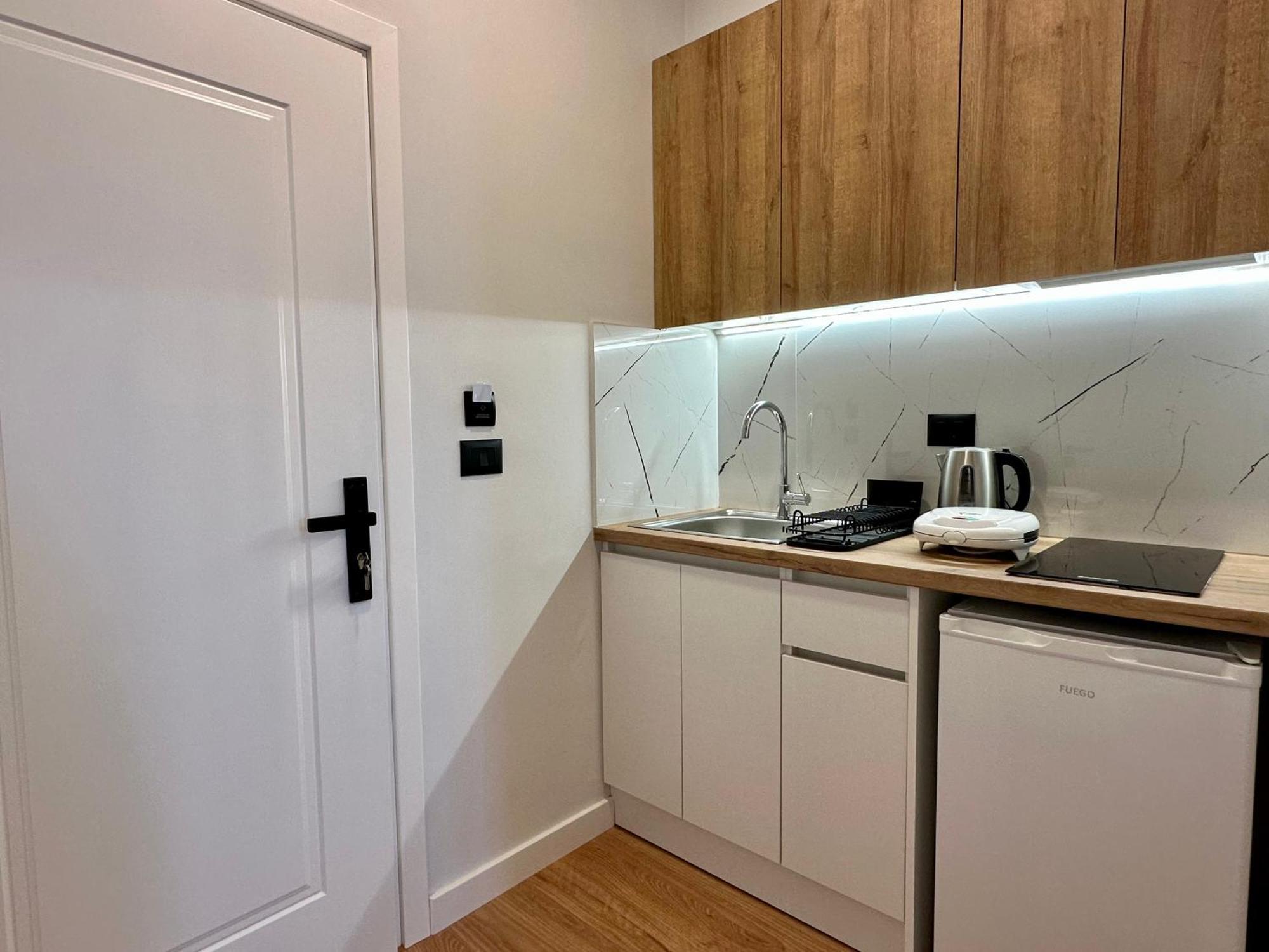 Lidia Apartments Sarande Bagian luar foto