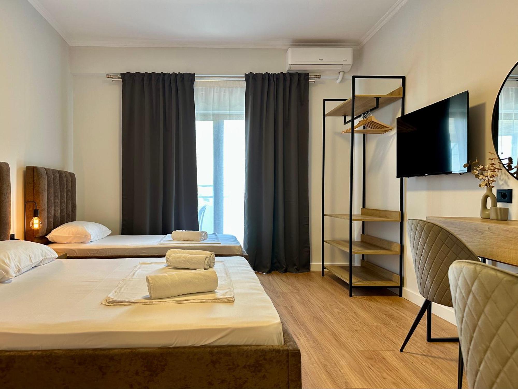 Lidia Apartments Sarande Bagian luar foto
