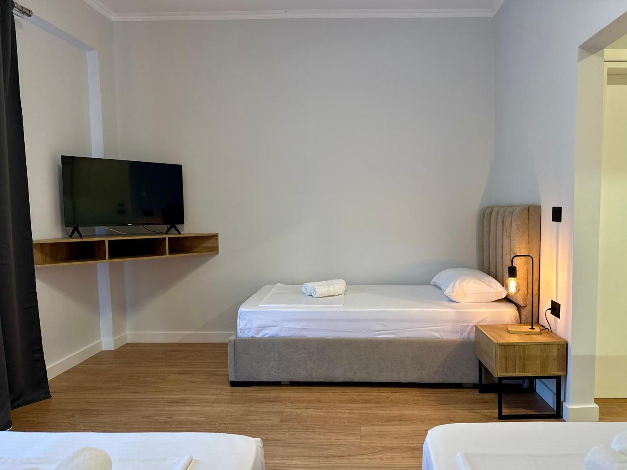Lidia Apartments Sarande Bagian luar foto