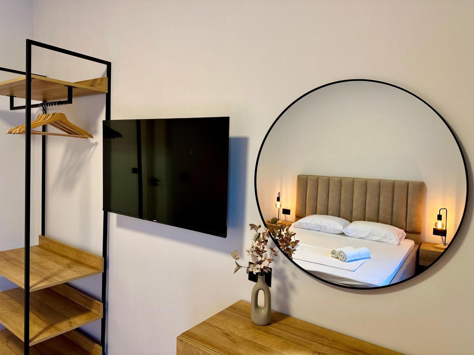 Lidia Apartments Sarande Bagian luar foto